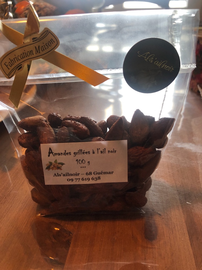 AMANDES GRILLEES A L'AIL NOIR 100g